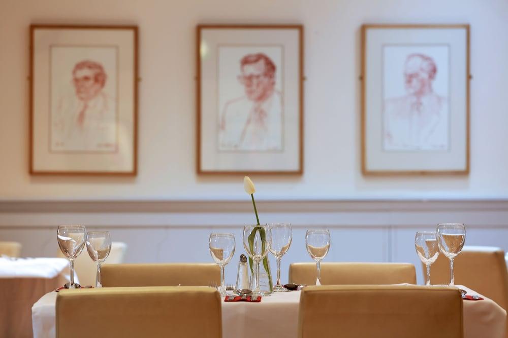 Wellington Park Hotel Белфаст Екстериор снимка